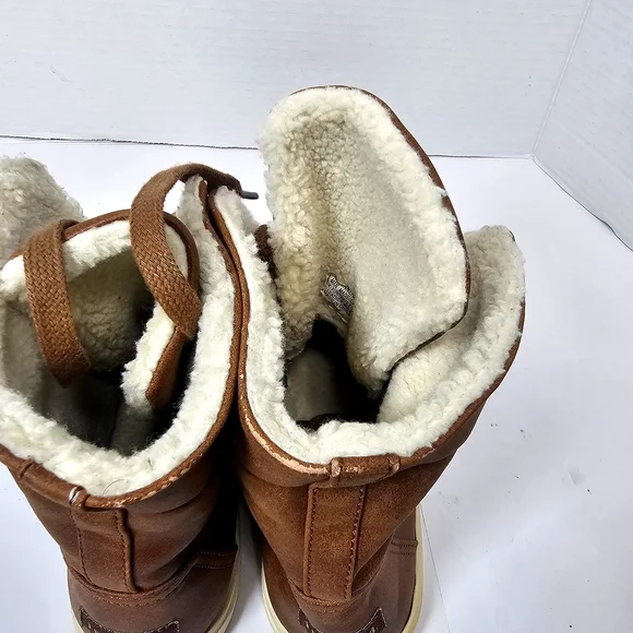 Indigo Brown Ankle Boots with Cream Lining - Picture 12 of 12